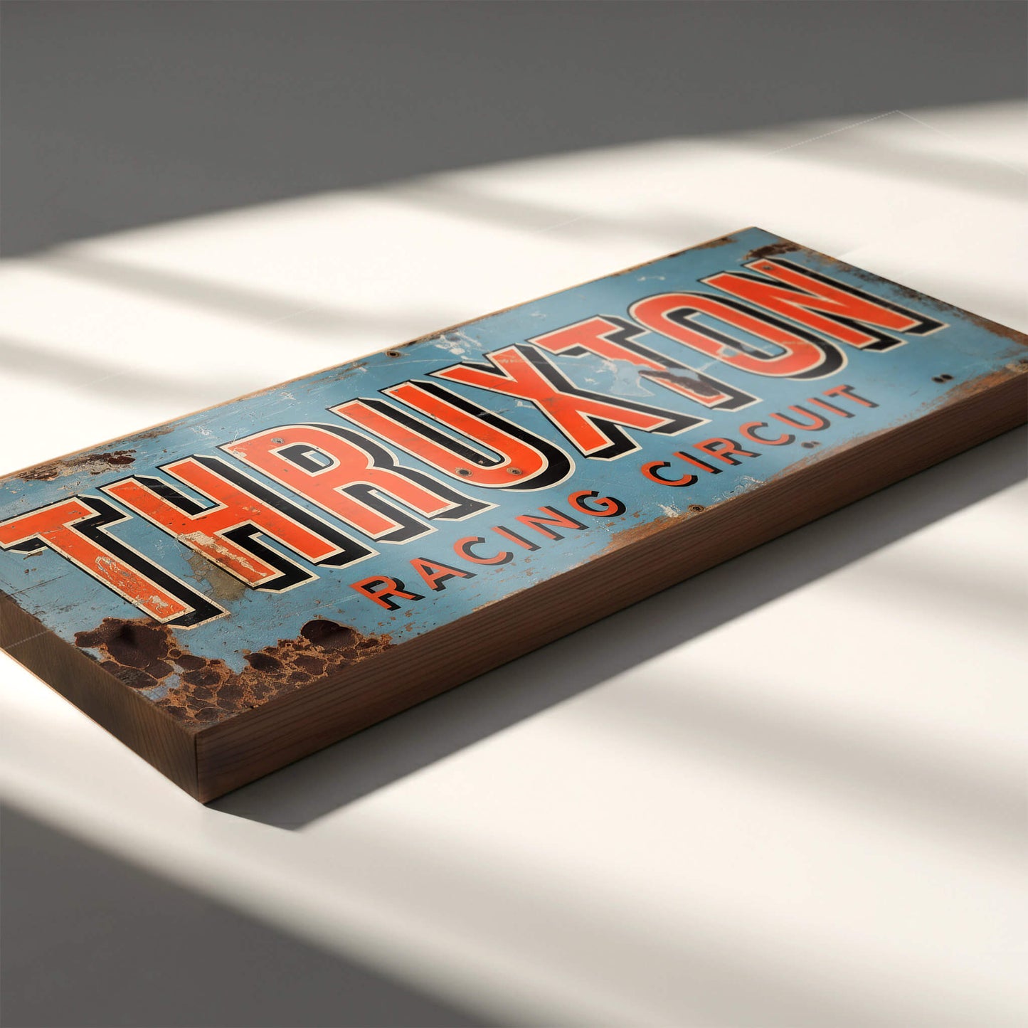 Thruxton Racing Circuit : Vintage Style Tribute Sign
